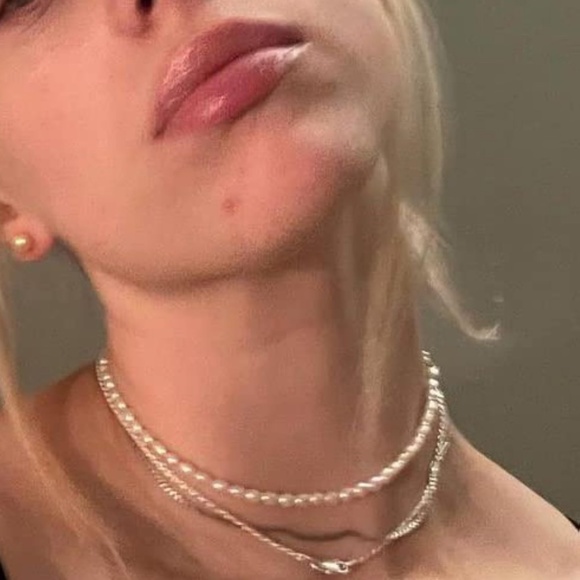 Rice pearl chocker necklace - 14 inches with 3 inch extender chain - Picture 4 of 6